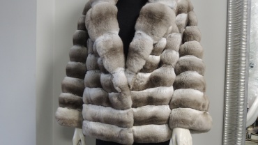 Шуба из меха шиншиллы